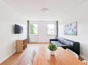 RAJ Living - 4 Zimmer Dachgeschosswohnung - 25 Min zur Messe DUS
